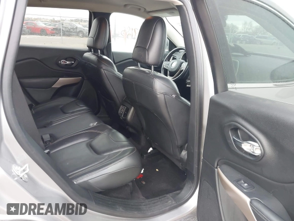 2018 Jeep Cherokee Limited with VIN 1C4PJMDB6JD521944, listed as a IAAI auction lot 41427985 with 120,245 mi miles. Bid and sale history available at carsss.com. Image 8.