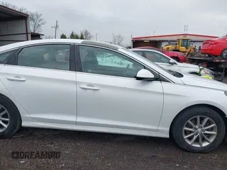 2018 Hyundai Sonata SE with VIN 5NPE24AF6JH632788, listed as a IAAI auction lot 41909365 with 84,938 mi miles and . Bid and sale history available at DreamBid. Image 13.