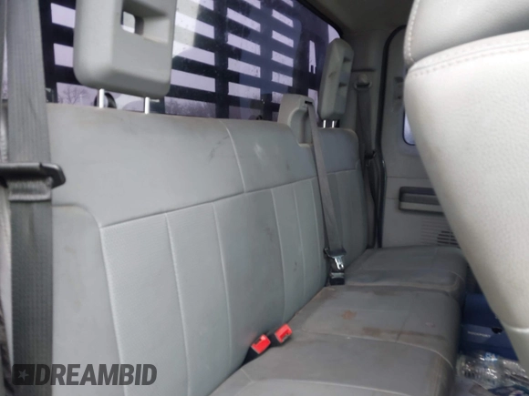 2015 Ford F-250 XL с VIN 1FD7X2B63FEC15046, выставлен на аукционе IAAI как лот 41502647 с пробегом 267 584 миль миль и . История ставок и продаж доступна на DreamBid. Изображение 8.