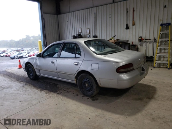 1997 Nissan Altima XE with VIN 1N4BU31DXVC140195, listed as a Copart auction lot 72613624 with 245,276 mi miles and Salvage Title. Bid and sale history available at carsss.com. Image 2.