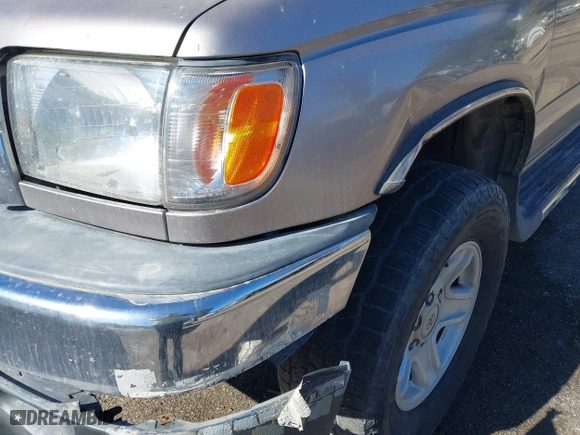 2001 Toyota 4Runner SR5 with VIN JT3GN86R610195788, listed as a IAAI auction lot 41738959 with 241,650 mi miles. Bid and sale history available at carsss.com. Image 6.