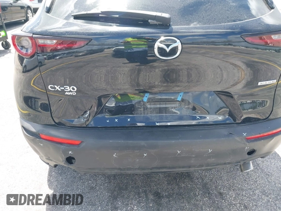 2025 Mazda CX-30 S Preferred with VIN 3MVDMBCM0SM798708, listed as a IAAI auction lot 42133091 with 4,305 mi miles and . Bid and sale history available at DreamBid. Image 6.