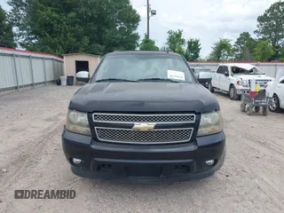 2011 Chevrolet Suburban LT with VIN 1GNSCJE07BR128885, listed as a IAAI auction lot 42456748 with 201,789 mi miles and . Bid and sale history available at DreamBid. Image 12.