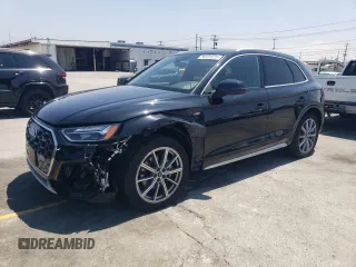 2021 Audi Q5 Premium Plus z VIN WA1E2AFY2M2061809, wystawiony jako Copart lot #56331075 z przebiegiem 31 631 mil mil oraz Szkoda całkowita • Salvage title. Historia ofert i sprzedaży dostępna na DreamBid. Obrazek 1.