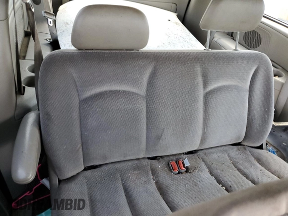 2002 Dodge Caravan SE with VIN 1B4GP243X2B634382, listed as a Copart auction lot 73459694 with 247,875 mi miles and Salvage Title. Bid and sale history available at carsss.com. Image 11.