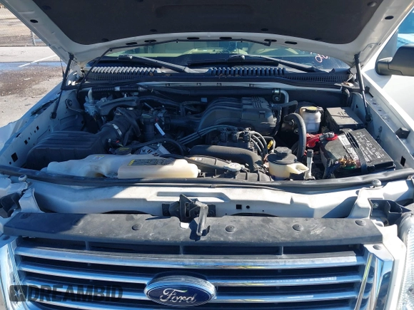 2010 Ford Explorer XLT with VIN 1FMEU6DE2AUA93242, listed as a IAAI auction lot 41343517 with 52,139 mi miles and . Bid and sale history available at DreamBid. Image 10.