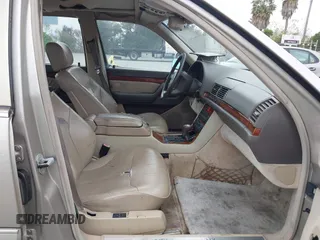 1997 Mercedes-Benz S-Class with VIN WDBGA32G1VA349367, listed as a IAAI auction lot 42079132 with 383,250 mi miles. Bid and sale history available at carsss.com. Image 5.