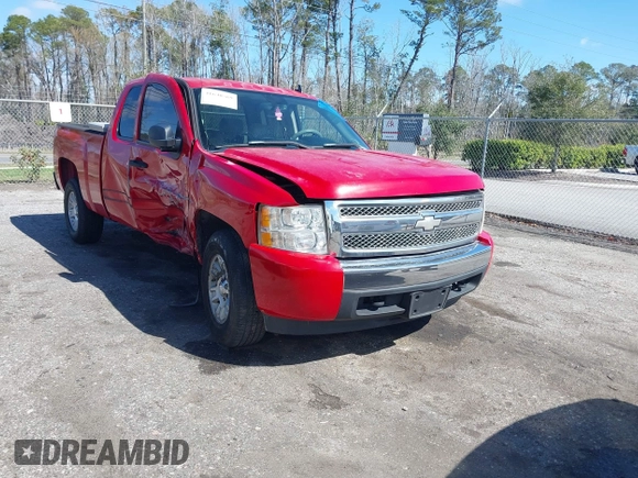 2007 Chevrolet Silverado 1500 LT w/1LT with VIN 2GCEC19C671599730, listed as a IAAI auction lot 41640569 with 192,835 mi miles. Bid and sale history available at carsss.com. Image 1.