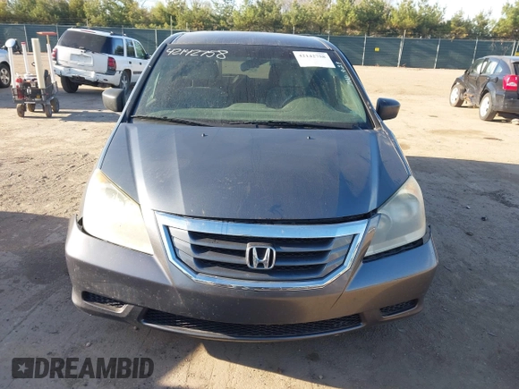 2010 Honda Odyssey LX с VIN 5FNRL3H29AB076728, выставлен на аукционе IAAI как лот 42142758 с пробегом 200 197 миль миль и . История ставок и продаж доступна на DreamBid. Изображение 13.