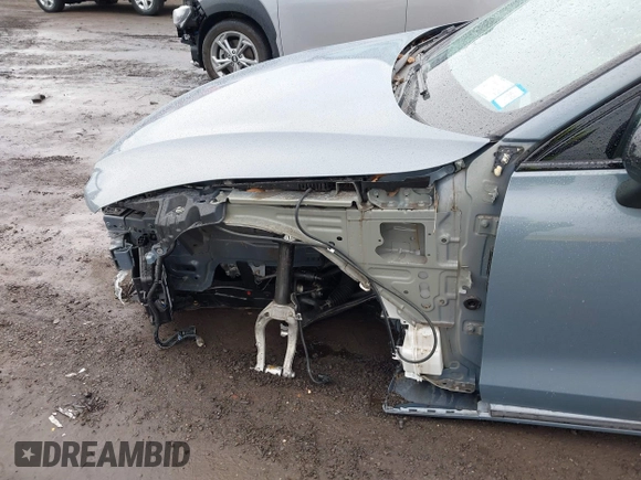 2024 Volvo S60 Plus Dark Theme with VIN 7JRL12TL5RG289457, listed as a IAAI auction lot 41657372 with 1,640 mi miles and . Bid and sale history available at DreamBid. Image 18.