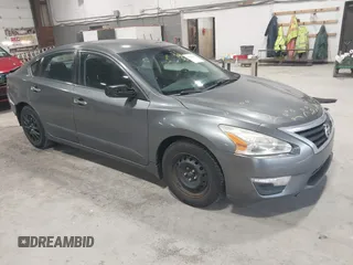 2015 Nissan Altima 2.5 z VIN 1N4AL3AP9FN920672, wystawiony jako IAAI lot #41965027 z przebiegiem 139 869 mil mil oraz . Historia ofert i sprzedaży dostępna na DreamBid. Obrazek 1.