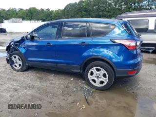 2018 Ford Escape S z VIN 1FMCU0F76JUC55683, wystawiony jako Copart lot #57614815 z przebiegiem 70 557 mil mil oraz Szkoda całkowita • Salvage title. Historia ofert i sprzedaży dostępna na DreamBid. Obrazek 2.