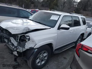 2019 Toyota 4Runner SR5 with VIN JTEZU5JR0K5211223, listed as a IAAI auction lot 41173044 with 49,904 mi miles. Bid and sale history available at carsss.com. Image 17.