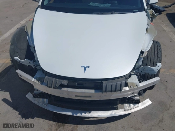 2023 Tesla Model 3 with VIN 5YJ3E1EA6PF405491, listed as a IAAI auction lot 41851797 with 47,581 mi miles. Bid and sale history available at carsss.com. Image 6.