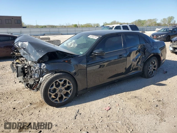 2016 Chrysler 300 S z VIN 2C3CCAGG6GH183038, wystawiony jako Copart lot #53265215 z przebiegiem Nie podano mil oraz Szkoda całkowita • Salvage title. Historia ofert i sprzedaży dostępna na DreamBid. Obrazek 1.