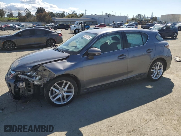 2016 Lexus CT 200h z VIN JTHKD5BH3G2276800, wystawiony jako Copart lot #49264825 z przebiegiem 82 841 mil mil oraz Szkody całkowita. Historia ofert i sprzedaży dostępna na DreamBid. Obrazek 1.