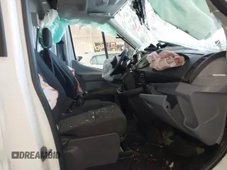 2019 Ford Transit with VIN 1FTYR2CM6KKB07483, listed as a IAAI auction lot 40104500 with Not Provided miles. Bid and sale history available at carsss.com. Image 5.