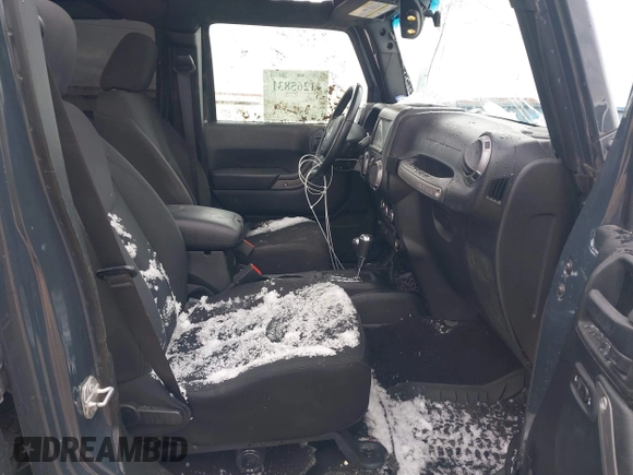 2017 Jeep Wrangler Unlimited Sport with VIN 1C4BJWDG4HL748681, listed as a IAAI auction lot 41265831 with 76,169 mi miles. Bid and sale history available at carsss.com. Image 5.