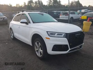 2020 Audi Q5 Premium Plus with VIN WA1BNAFY7L2012758, listed as a IAAI auction lot 40736399 with 1 mi miles. Bid and sale history available at carsss.com. Image 1.