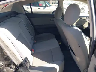 2011 Nissan Sentra SR with VIN 3N1AB6AP1BL715715, listed as a IAAI auction lot 41993654 with 119,387 mi miles and . Bid and sale history available at DreamBid. Image 8.
