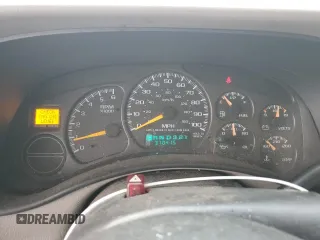 2001 GMC Yukon SLT z VIN 1GKEC13T51J145673, wystawiony jako Copart lot #83568954 z przebiegiem 310 415 mil mil oraz Szkoda całkowita • Salvage title. Historia ofert i sprzedaży dostępna na DreamBid. Obrazek 9.