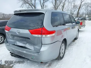 2012 Toyota Sienna with VIN 5TDZK3DC6CS277471, listed as a IAAI auction lot 41326894 with 0 mi miles. Bid and sale history available at carsss.com. Image 4.
