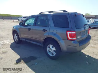 2012 Ford Escape XLT with VIN 1FMCU0D72CKC85247, listed as a IAAI auction lot 41986998 with 176,092 mi miles. Bid and sale history available at carsss.com. Image 3.