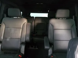 2023 Chevrolet Suburban LT with VIN 1GNSCCKD1PR555635, listed as a Copart auction lot 43834915 with 32,982 mi miles and Salvage Title. Bid and sale history available at DreamBid. Image 10.