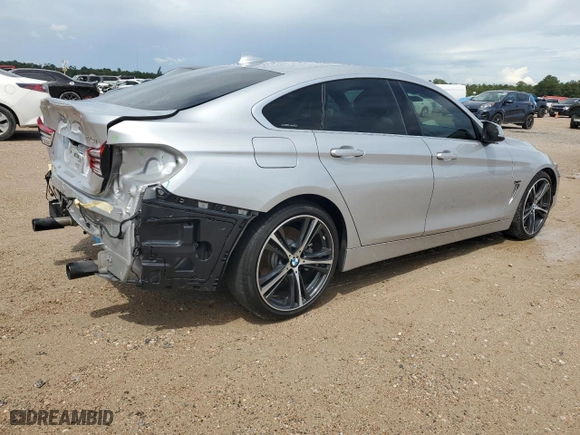 2019 BMW 4 Series 440i with VIN WBA4J5C56KBM65938, listed as a Copart auction lot 69665384 with 16,604 mi miles and Salvage Title. Bid and sale history available at carsss.com. Image 3.