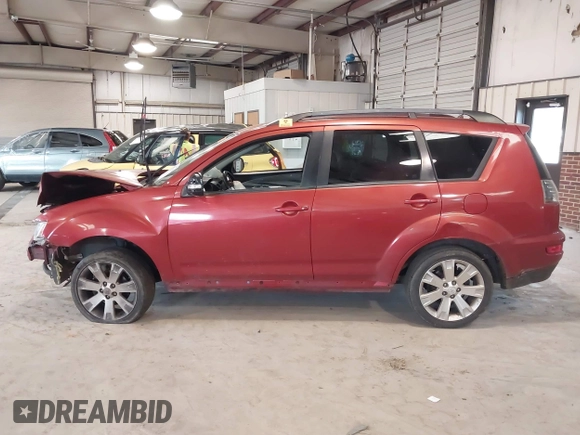 2012 Mitsubishi Outlander SE z VIN JA4AS3AW9CU016434, wystawiony jako IAAI lot #41757429 z przebiegiem 152 484 mil mil oraz . Historia ofert i sprzedaży dostępna na DreamBid. Obrazek 13.
