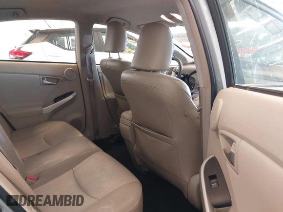 2015 Toyota Prius Four with VIN JTDKN3DU4F1932875, listed as a IAAI auction lot 41697847 with 306,594 mi miles. Bid and sale history available at carsss.com. Image 8.
