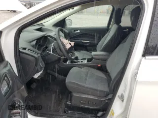 2018 Ford Escape SE z VIN 1FMCU9GD2JUA76985, wystawiony jako Copart lot #55743855 z przebiegiem 84 549 mil mil oraz Szkody całkowita. Historia ofert i sprzedaży dostępna na DreamBid. Obrazek 7.