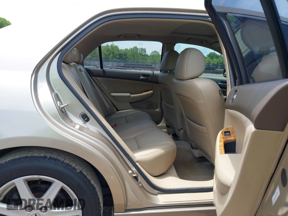 2004 Honda Accord EX z VIN 1HGCM66584A079202, wystawiony jako IAAI lot #42493637 z przebiegiem 219 912 mil mil oraz . Historia ofert i sprzedaży dostępna na DreamBid. Obrazek 8.