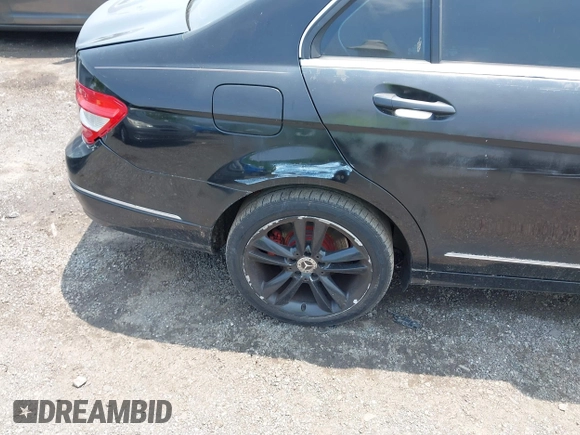 2008 Mercedes-Benz C 300 Sport with VIN WDDGF81X88F172542, listed as a IAAI auction lot 42471720 with 141,392 mi miles and . Bid and sale history available at DreamBid. Image 12.
