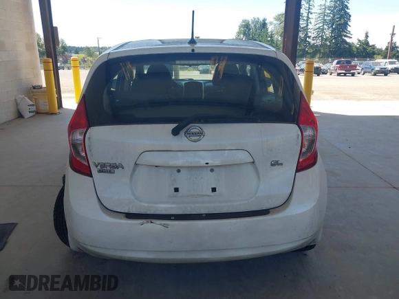 2015 Nissan Note S z VIN 3N1CE2CP8FL430215, wystawiony jako IAAI lot #42673875 z przebiegiem 68 379 mil mil oraz . Historia ofert i sprzedaży dostępna na DreamBid. Obrazek 16.