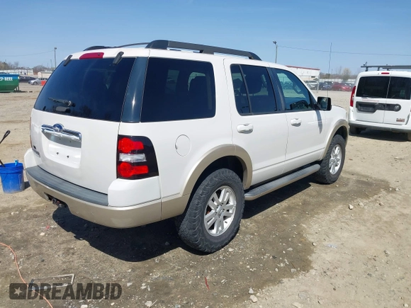 2010 Ford Explorer Eddie Bauer with VIN 1FMEU6EE5AUB13286, listed as a IAAI auction lot 41737633 with 207,341 mi miles. Bid and sale history available at carsss.com. Image 4.