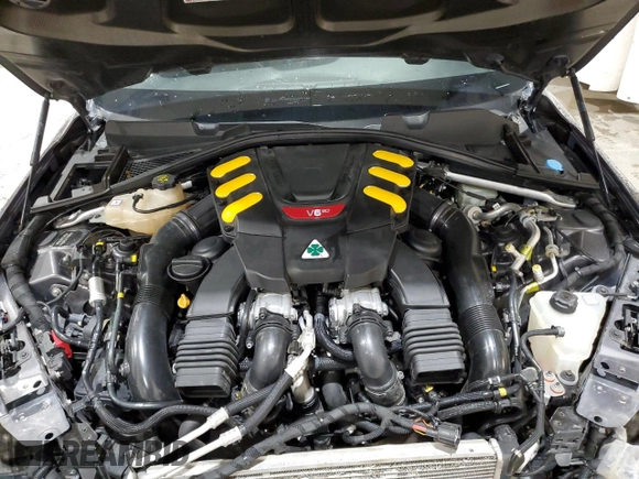 2017 Alfa Romeo Giulia with VIN ZARFAEAV6H7550942, listed as a Copart auction lot 48866585 with 25,634 mi miles and Salvage title. Bid and sale history available at DreamBid. Image 11.
