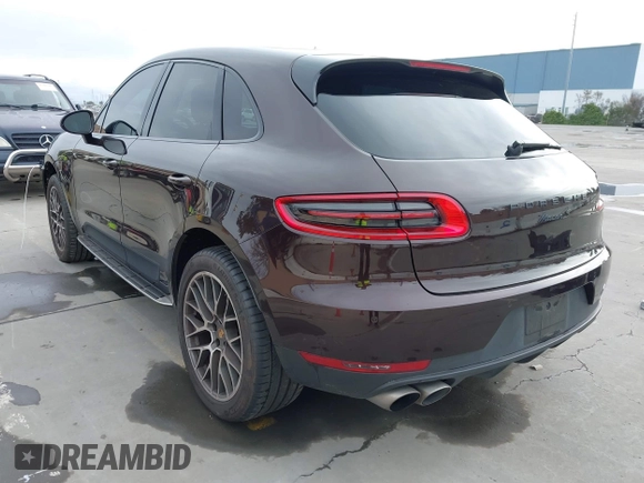 2015 Porsche Macan S with VIN WP1AB2A51FLB66506, listed as a IAAI auction lot 41735847 with 91,690 mi miles. Bid and sale history available at carsss.com. Image 3.