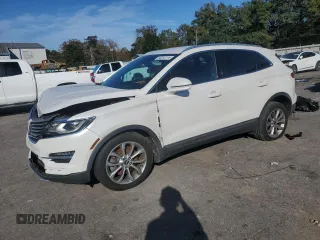 2016 Lincoln MKC Select z VIN 5LMCJ2C98GUJ24240, wystawiony jako Copart lot #85243114 z przebiegiem 54 022 mil mil oraz Szkoda całkowita • Salvage title. Historia ofert i sprzedaży dostępna na DreamBid. Obrazek 1.