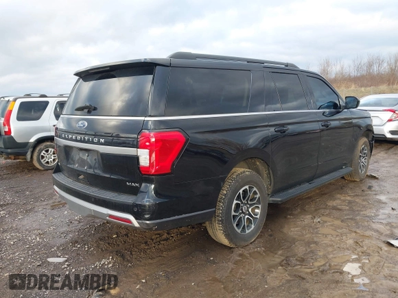 2024 Ford Expedition Max XLT with VIN 1FMJK1H80REA23644, listed as a IAAI auction lot 41113542 with 26,360 mi miles and . Bid and sale history available at DreamBid. Image 4.