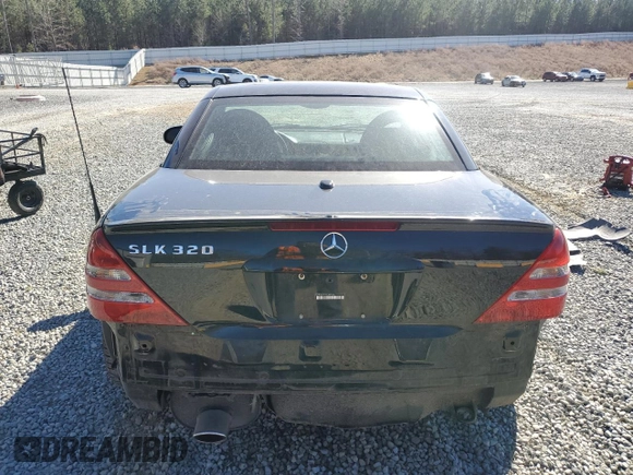 2004 Mercedes-Benz SLK-Class with VIN WDBKK65F74F304950, listed as a Copart auction lot 46674125 with 91,574 mi miles and Salvage Title. Bid and sale history available at carsss.com. Image 6.