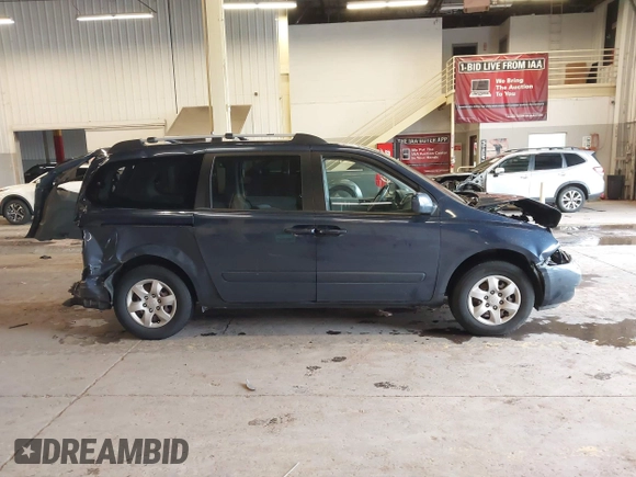 2007 Kia Sedona EX with VIN KNDMB233276179145, listed as a IAAI auction lot 41862424 with 116,525 mi miles. Bid and sale history available at carsss.com. Image 14.