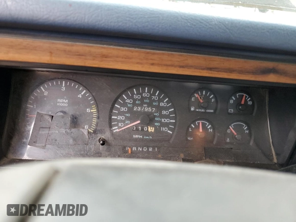 1994 Dodge Dakota z VIN 1B7GL23Y6RS567236, wystawiony jako Copart lot #71596824 z przebiegiem 237 957 mil mil oraz Szkoda całkowita • Salvage title. Historia ofert i sprzedaży dostępna na DreamBid. Obrazek 9.