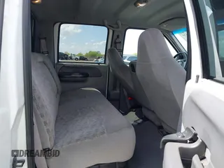 2000 Ford F-250 XL with VIN 1FTNW21F1YEB77397, listed as a IAAI auction lot 41934134 with 344,782 mi miles and . Bid and sale history available at DreamBid. Image 8.