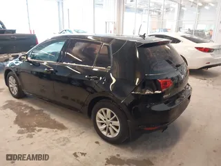 2017 Volkswagen Golf S with VIN 3VW217AU5HM070082, listed as a IAAI auction lot 41612270 with 181,643 mi miles. Bid and sale history available at carsss.com. Image 3.