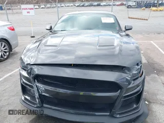 2018 Ford Mustang EcoBoost z VIN 1FA6P8THXJ5154523, wystawiony jako IAAI lot #41523923 z przebiegiem 94 330 mil mil oraz . Historia ofert i sprzedaży dostępna na DreamBid. Obrazek 12.