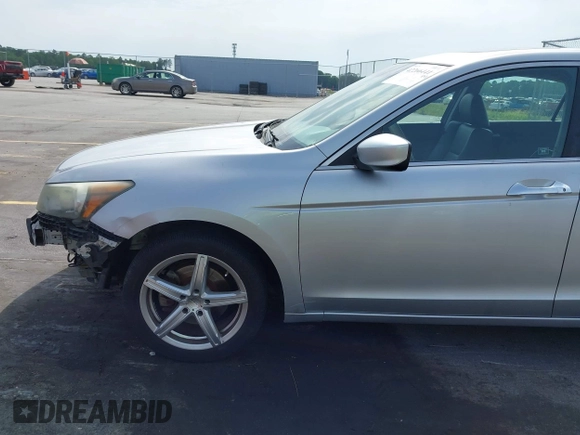 2010 Honda Accord EX-L z VIN 1HGCP3F85AA007255, wystawiony jako IAAI lot #42266441 z przebiegiem 156 221 mil mil oraz . Historia ofert i sprzedaży dostępna na DreamBid. Obrazek 16.