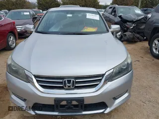 2013 Honda Accord Sdn EX-L with VIN 1HGCR2F8XDA031768, listed as a IAAI auction lot 41541297 with 134,332 mi miles. Bid and sale history available at carsss.com. Image 12.