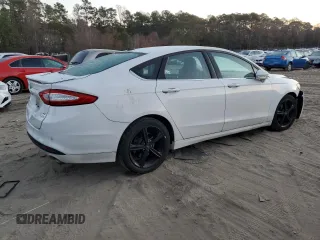 2016 Ford Fusion SE with VIN 3FA6P0HD8GR286726, listed as a Copart auction lot 82777224 with 121,414 mi miles and Salvage Title. Bid and sale history available at DreamBid. Image 3.