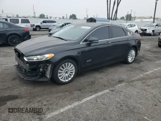 2014 Ford Fusion Titanium with VIN 3FA6P0SU8ER111639, listed as a Copart auction lot 60515425 with 155,698 mi miles and Salvage title. Bid and sale history available at DreamBid. Image 1.